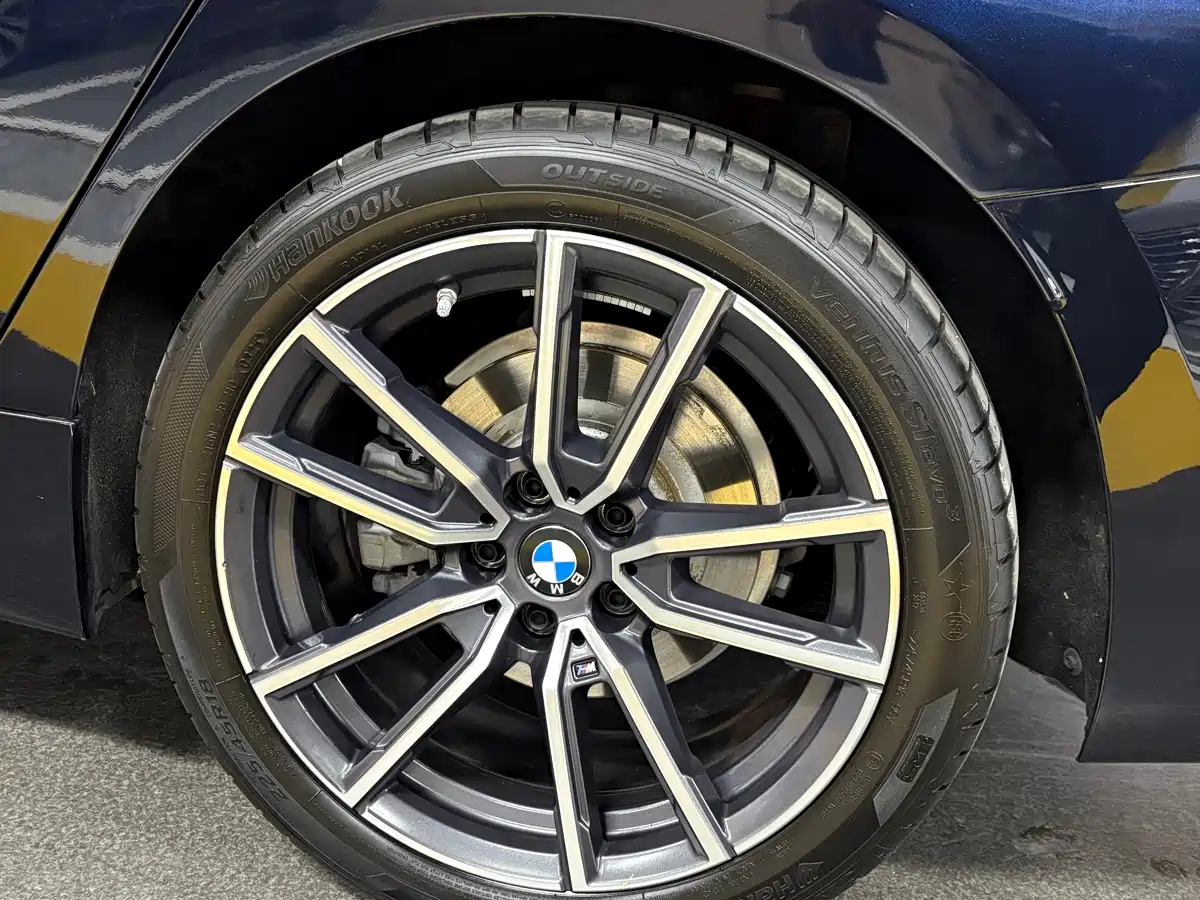 BMW 3 Series 2023 325Li M Sport Package фото 14