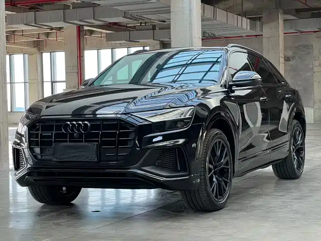  Audi Audi Q8 2022 55 TFSI Luxury Dynamic