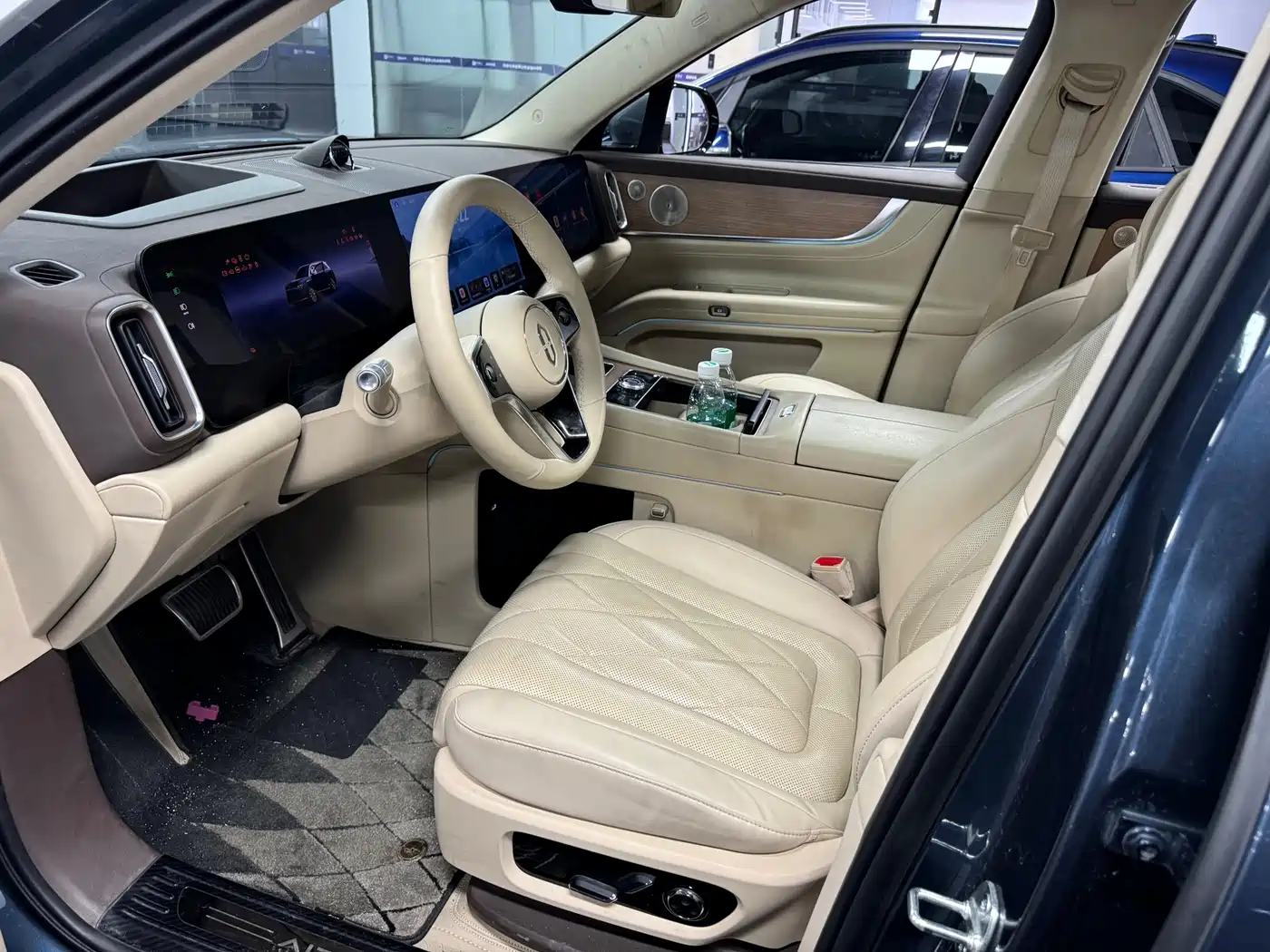 AITO Wenjie AITO M9 2024 2024 Pure Electric Max Edition 100kWh 6-Seater