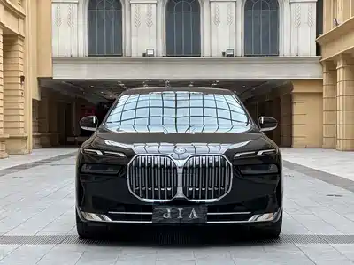 BMW 7