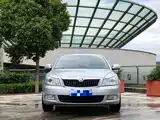 Фото 2 - Škoda Octavia