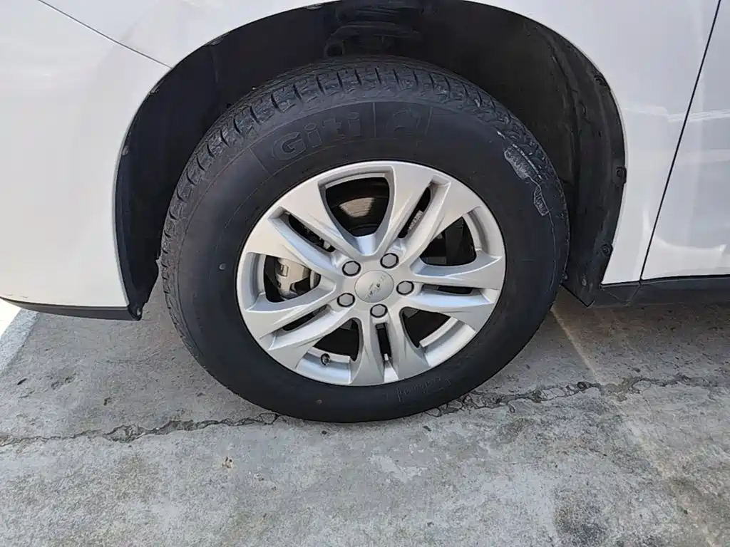 Фото 23 - Haval M6