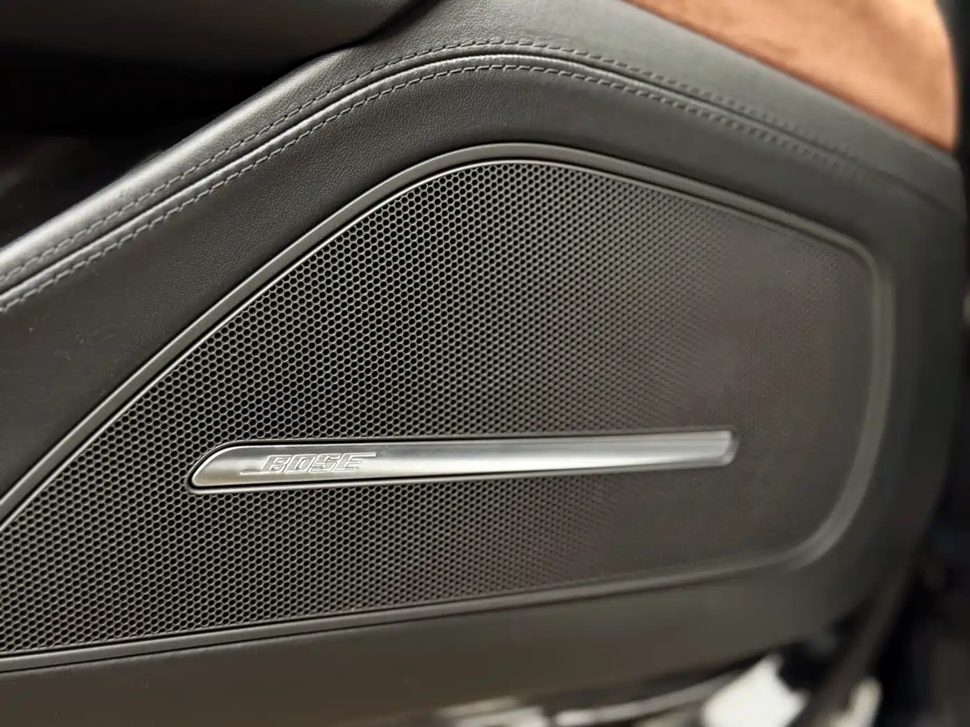 Photo 21 - Audi A8