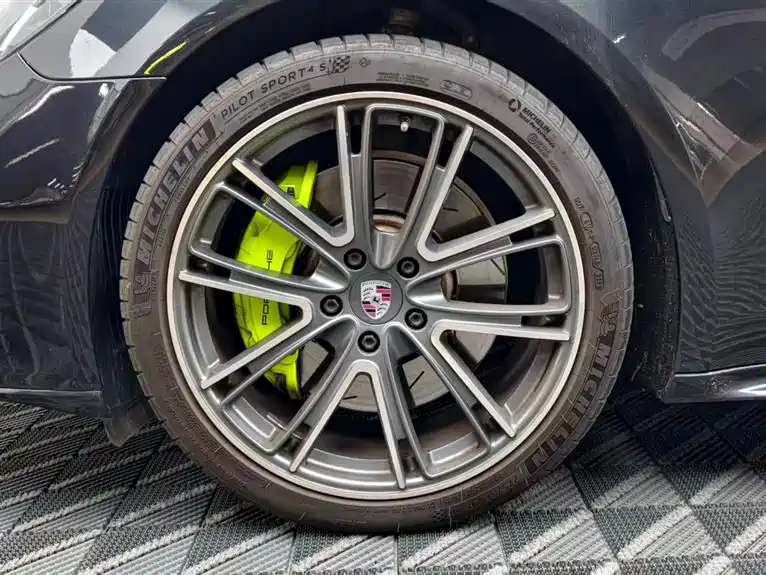 PORSCHE PANAMERA NEW ENERGY