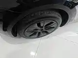 Photo 25 - Tesla Model Y