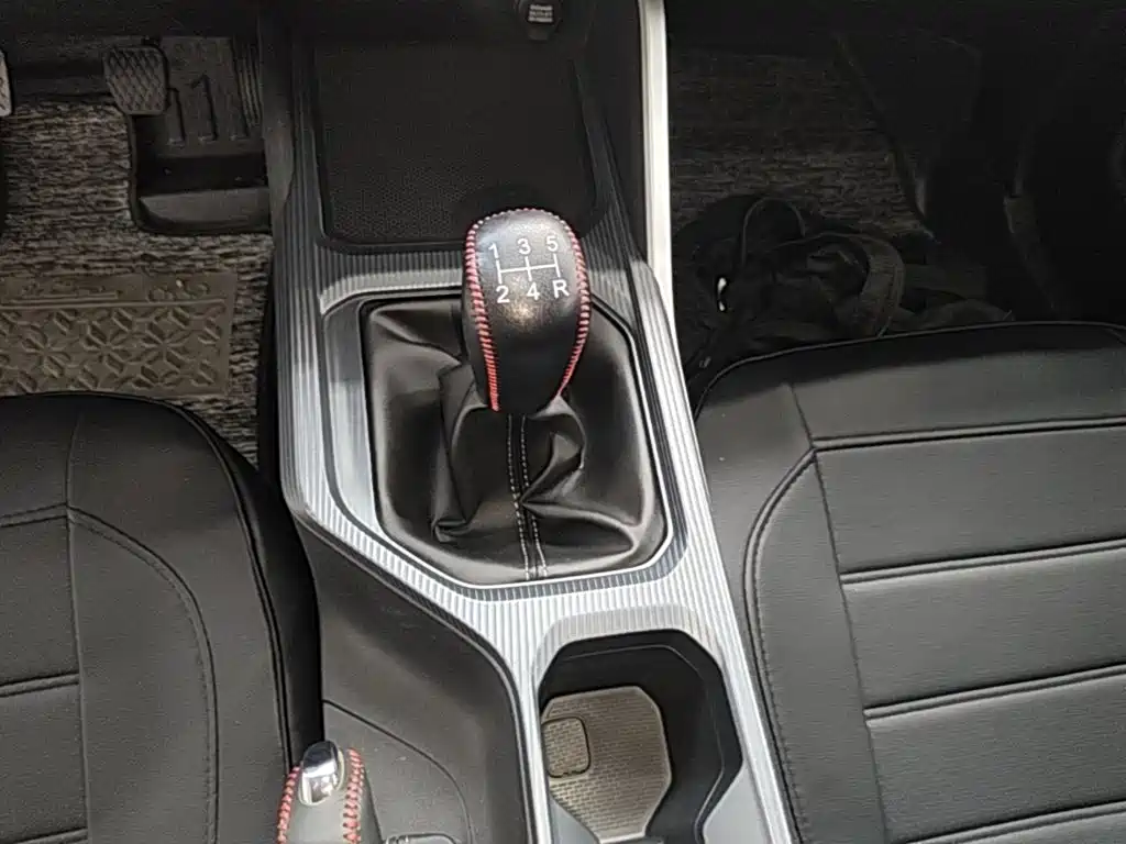 Geely Emgrand 2026 2025 4th Gen 1.5L Manual Starlight Edition