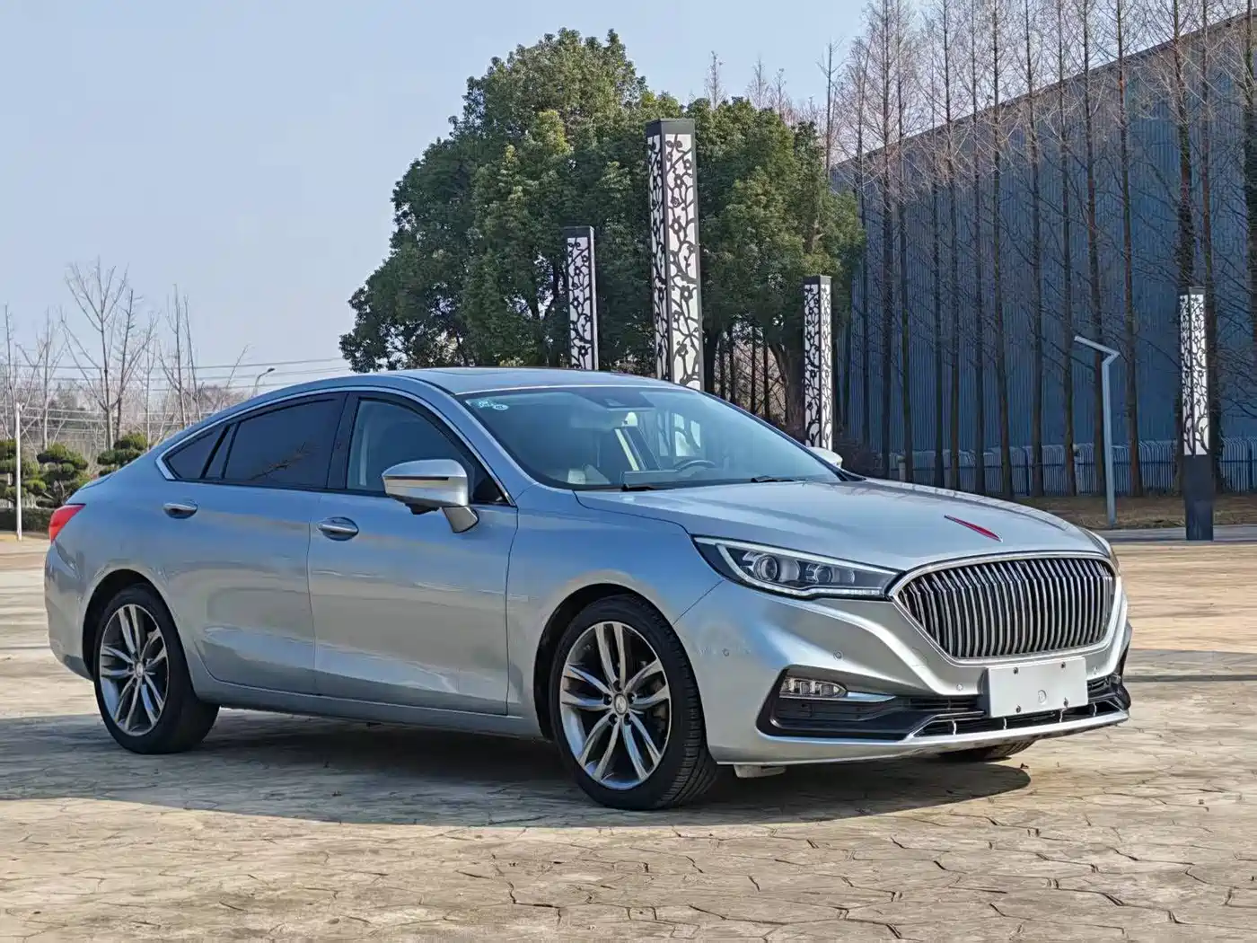 Hongqi H5 2018 30TD Smart Connected Royal Edition фото 3