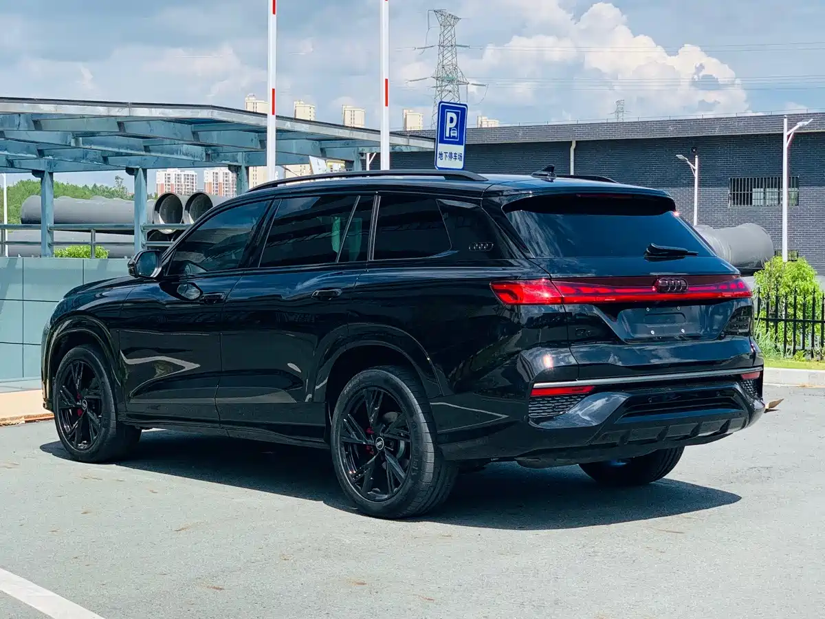 Audi Q6 2024 2024 50 TFSI quattro Black Warrior Edition 6-seater