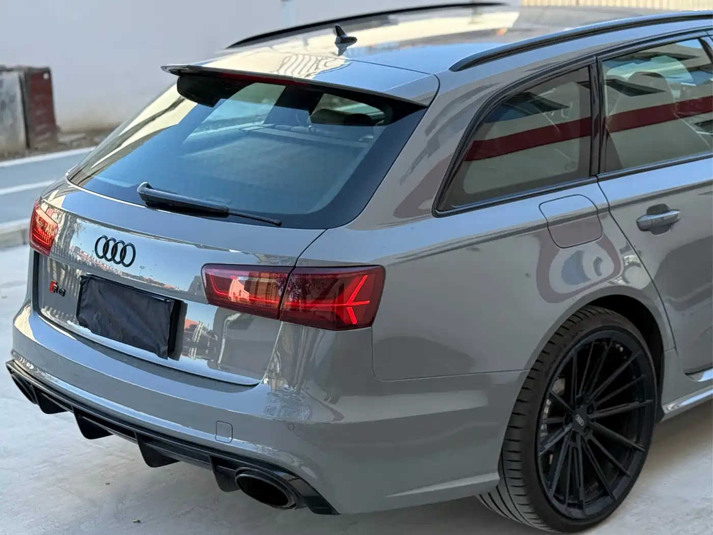 Audi RS 6 2016 RS 6 4.0T Avant фото 7