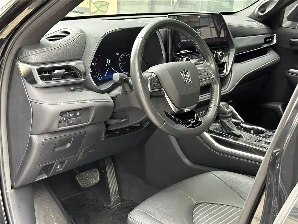 Toyota Crown Kluger 2022 2.0T 4WD Sporty Edition фото 12