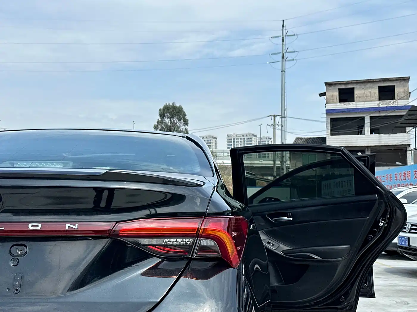 Toyota Avalon 2021 2.5L Luxury Edition фото 20