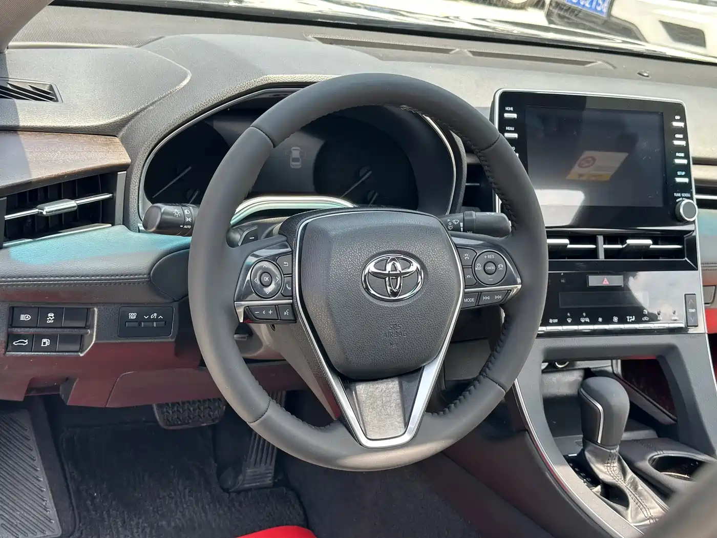 Toyota Avalon 2021 2.5L Luxury Edition фото 16