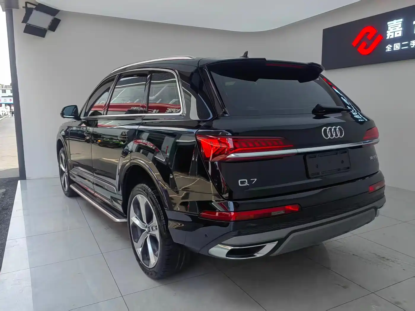 AUDI Q7