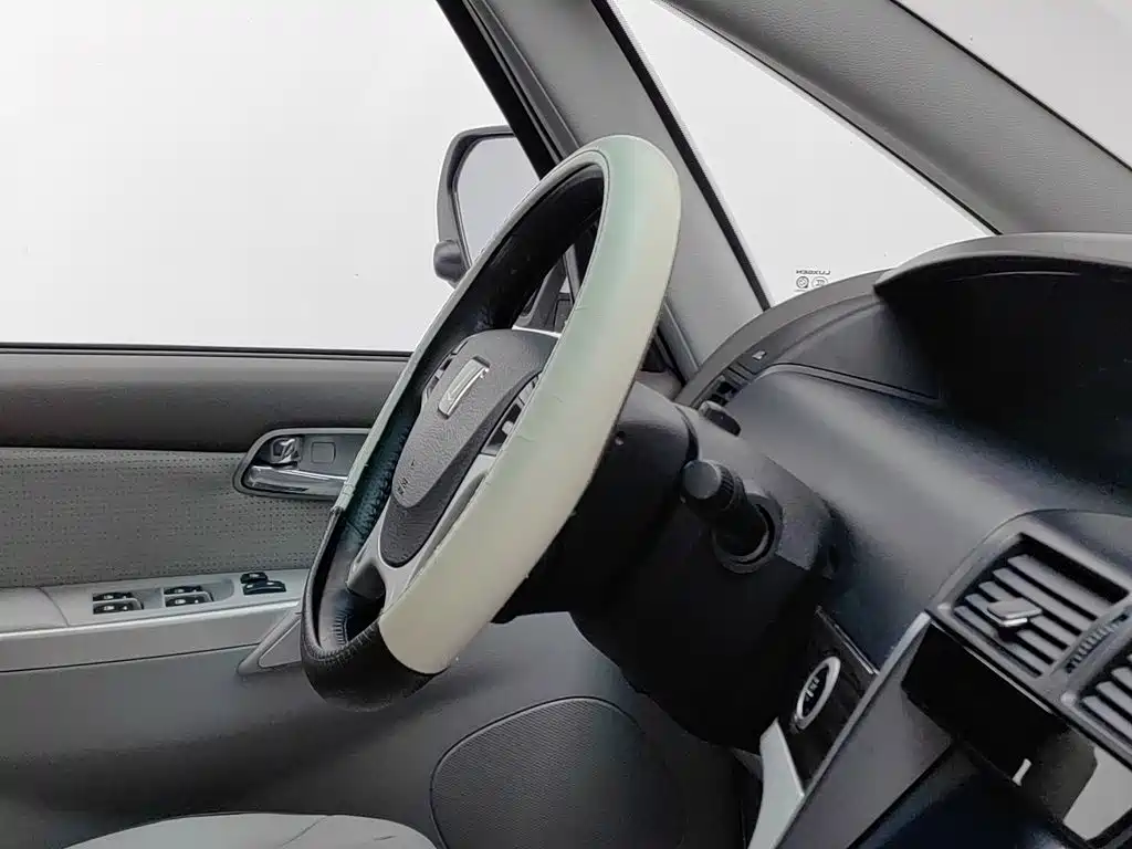 Luxgen Luxgen7 MPV 2017 2016 2.2T Smart