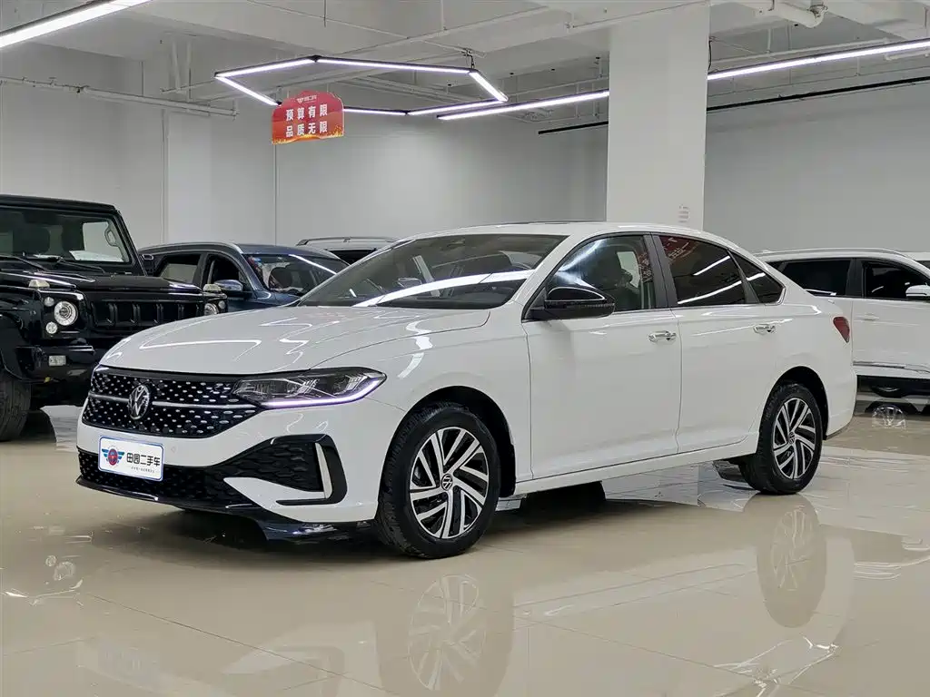 Volkswagen Lavida 2024 Model 300TSI DSG Starlight Leading Edition