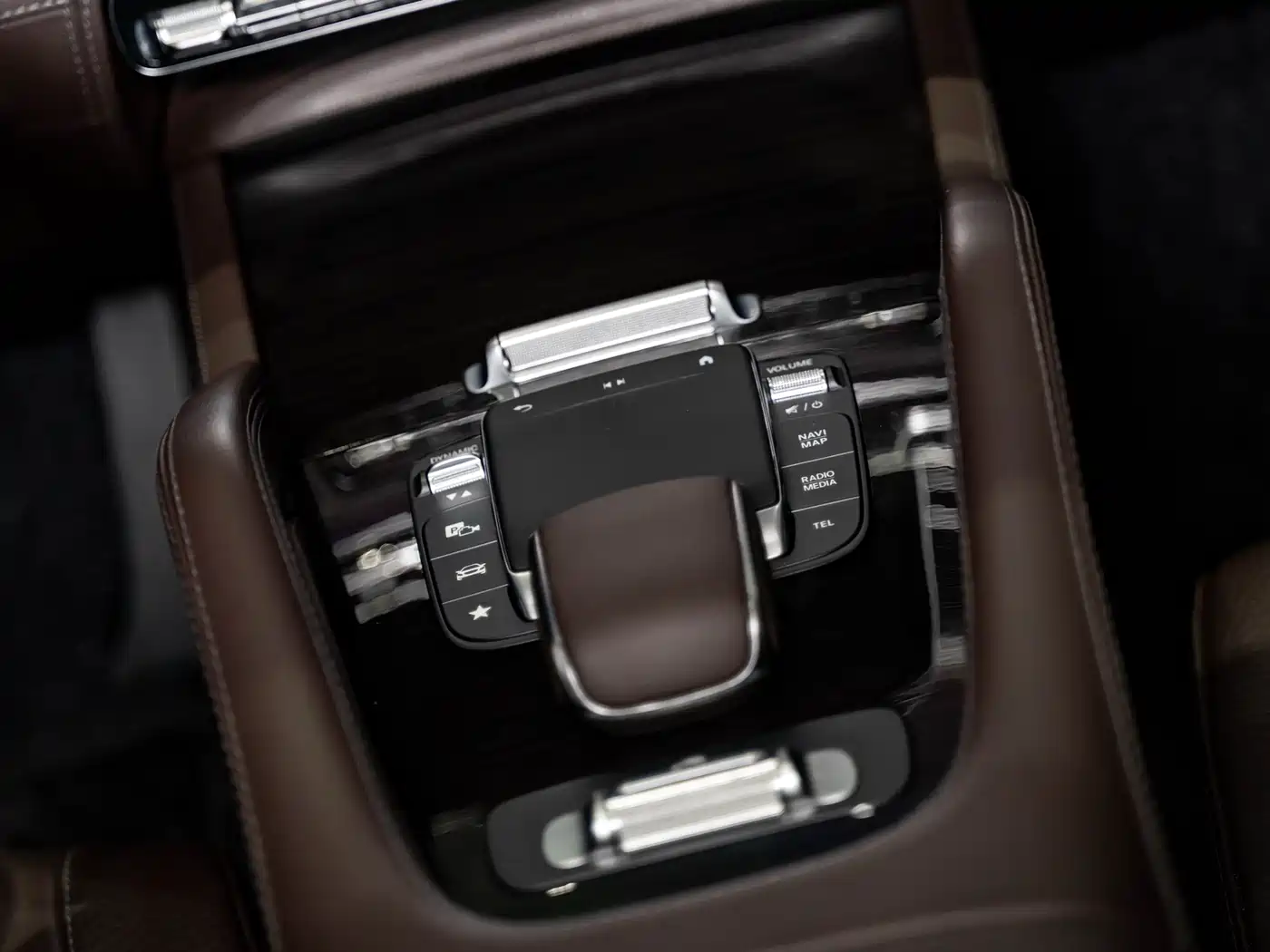 Mercedes-Benz GLS 2021 GLS 450 4MATIC Fashion фото 15
