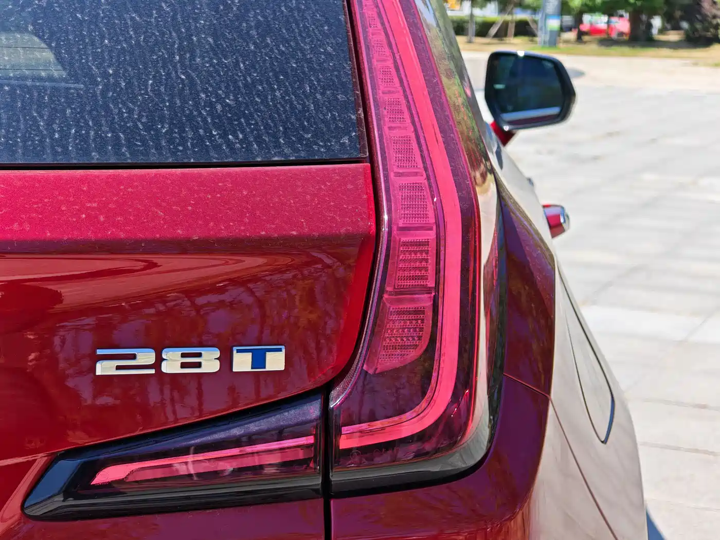 Cadillac XT4 2025 2024 28T 2WD Luxury