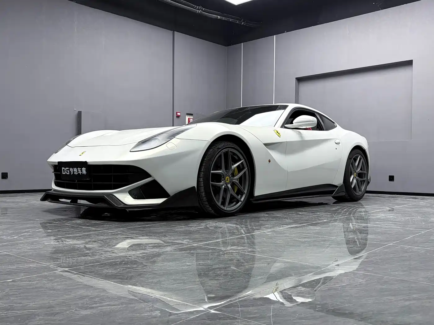 Ferrari F12berlinetta 2014 2013 6.3L Standard