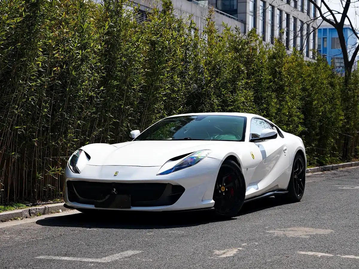 Ferrari 812 2017 6.5L Superfast