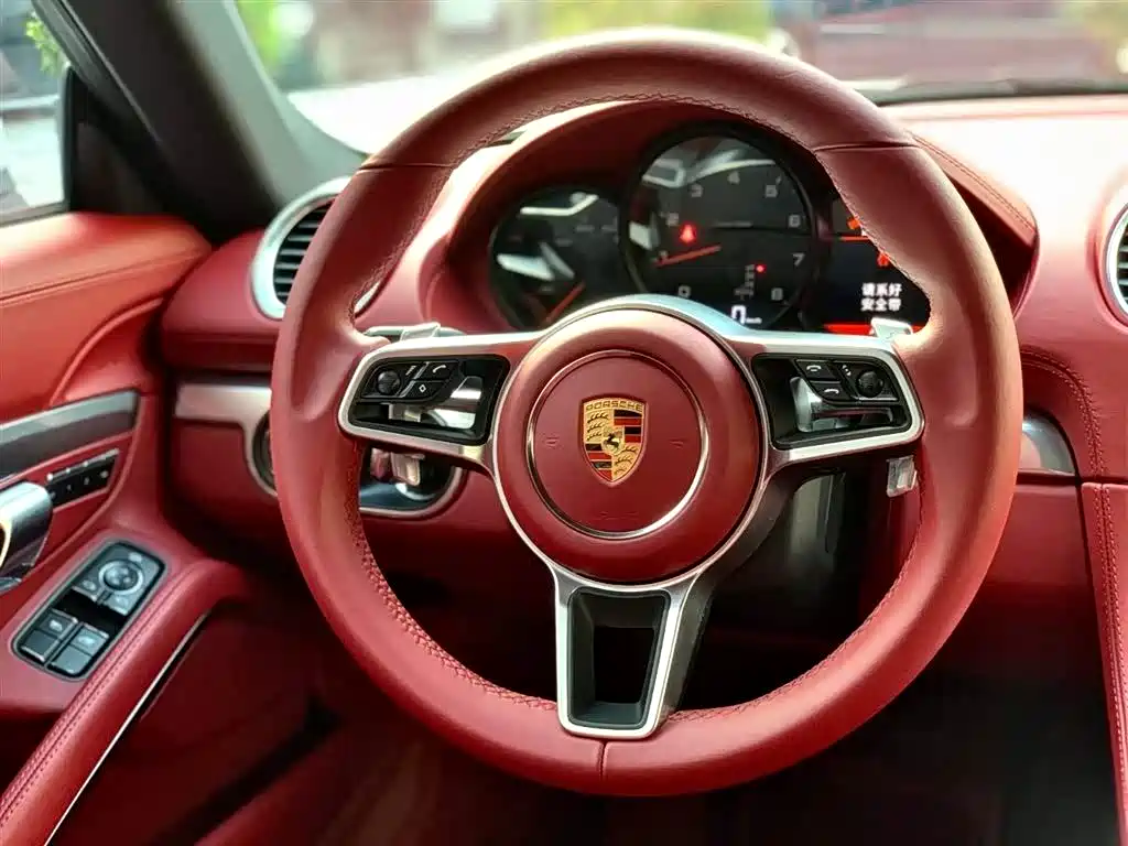 Porsche 718 2016 Cayman 2.0T фото 10