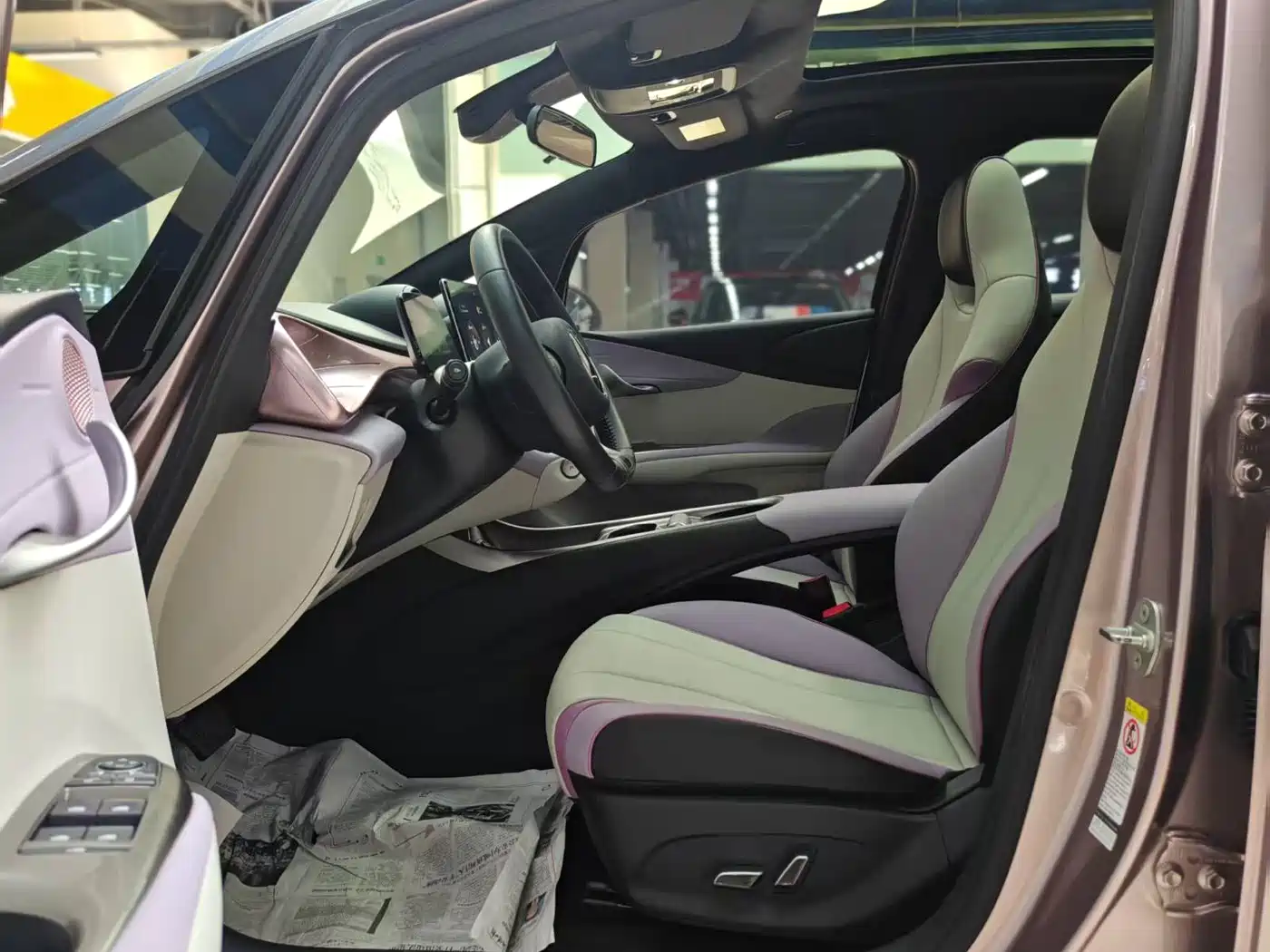 BYD Dolphin 2022 2021 Model 405km Fashion Edition