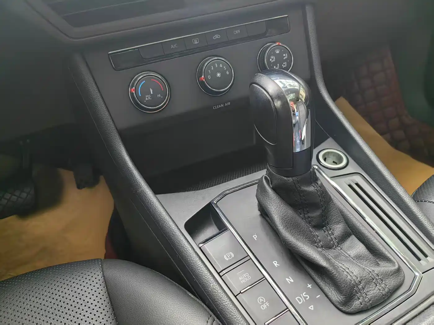 Volkswagen Lavida 2018 1.5L Automatic Comfort Version China V фото 15