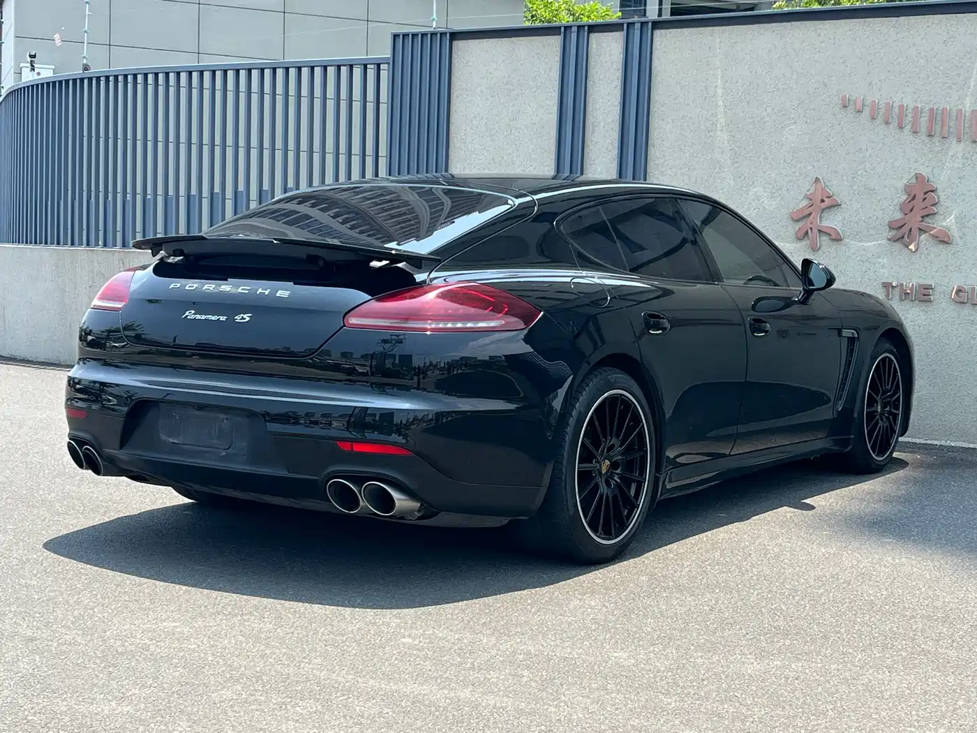 Фото 7 - Porsche Panamera