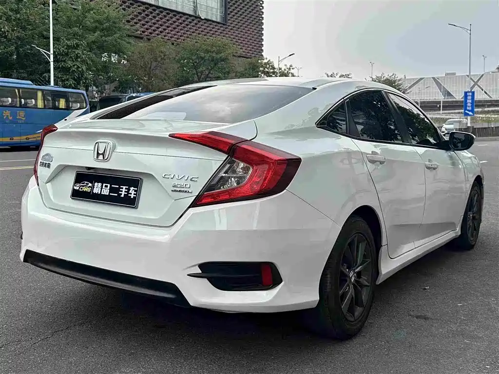 صورة 7 - Honda Civic