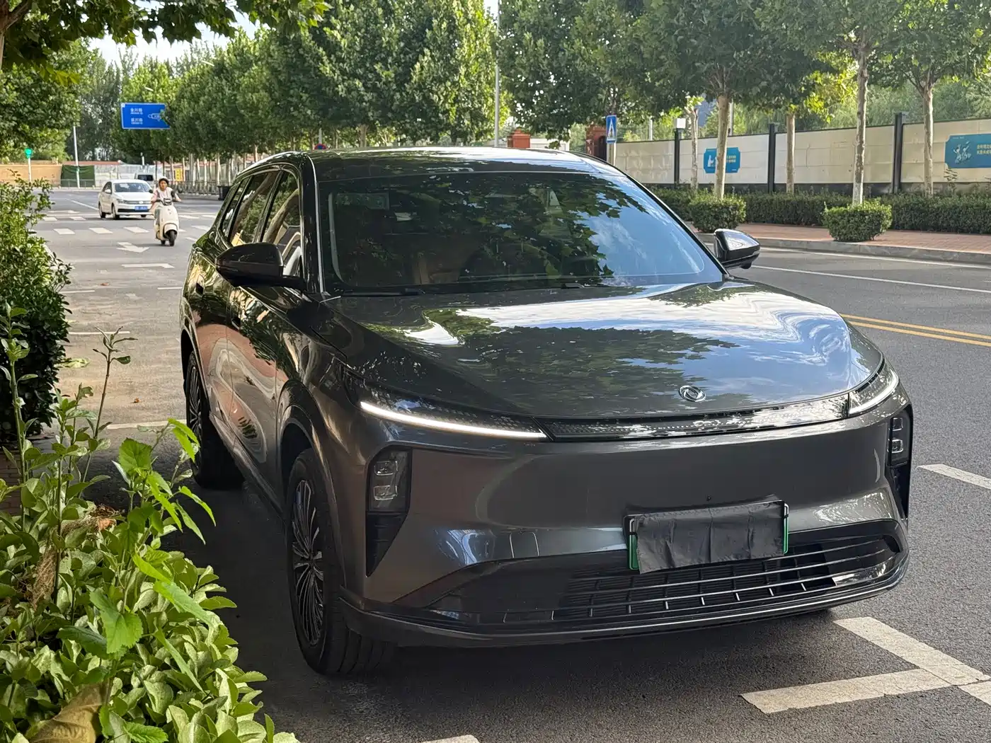 Dongfeng Aeolus L8 2025 2025 Plug-in Hybrid