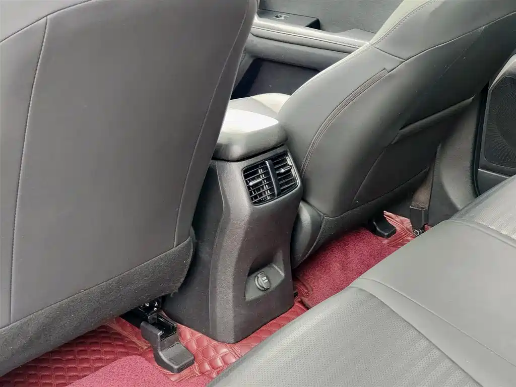 Kia Sportage 2019 2.0L Automatic Smart Luxury Edition фото 9