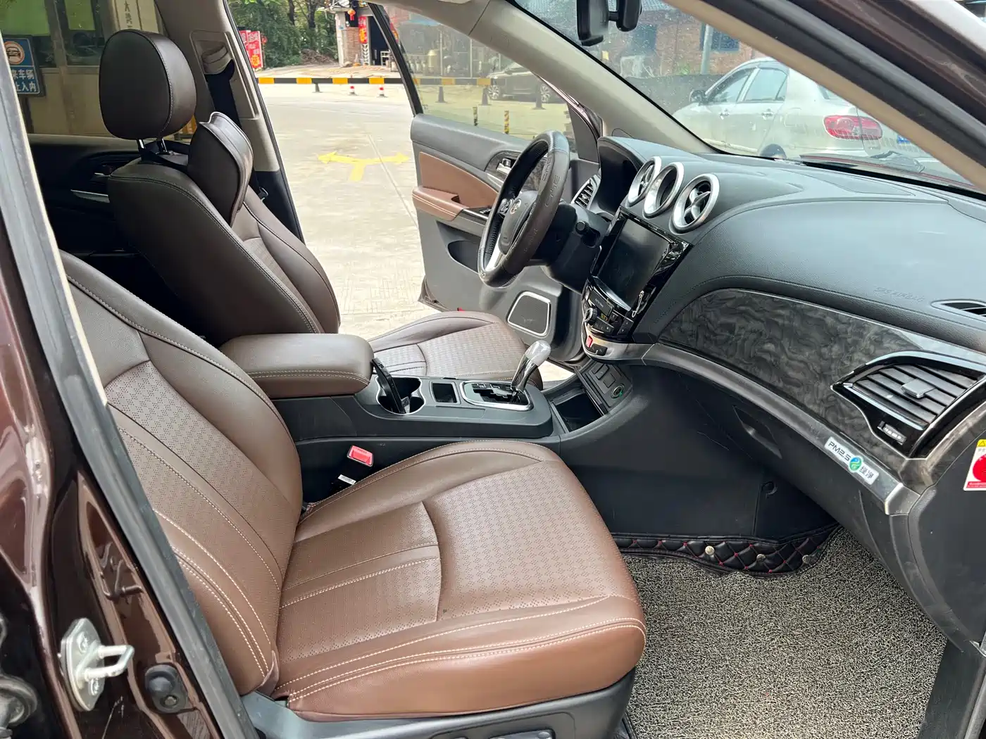 BYD S7 2016 2016 2.0T Automatic Premium Model
