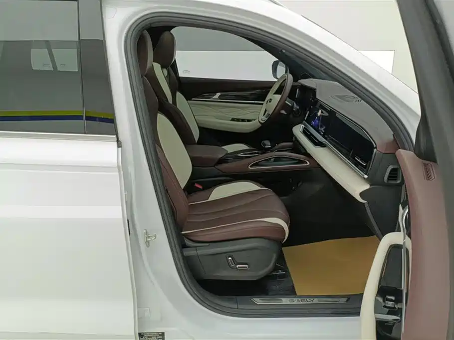 GEELY AUTOMOBILE XINGYUE L