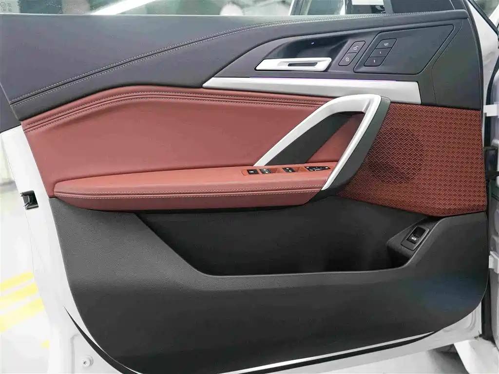 Photo 9 - BMW X1