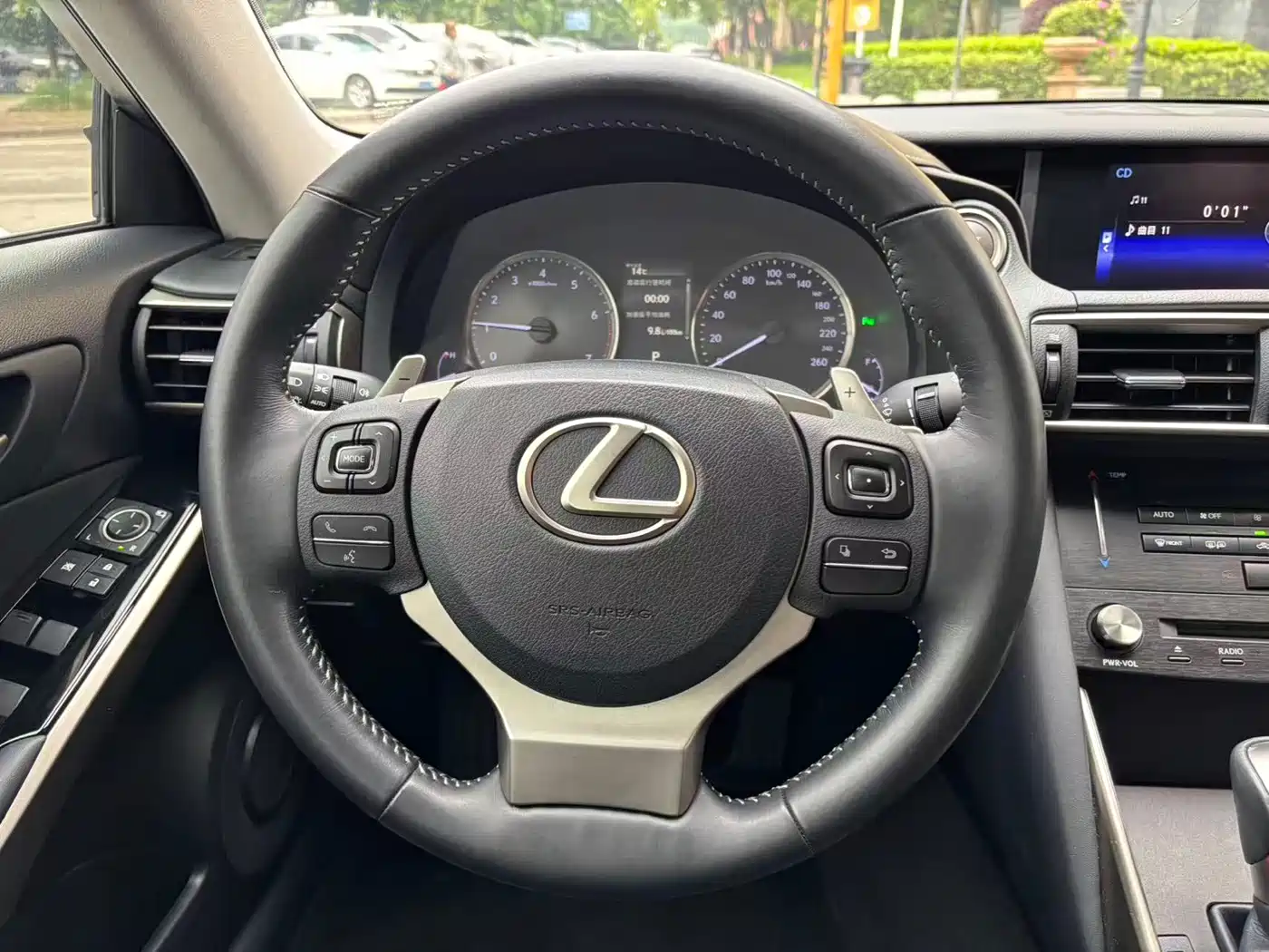Lexus IS 2018 2017 300 Leading Edition
