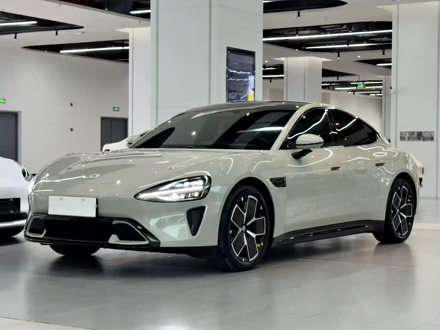 XIAOMI CAR XIAOMI SU7