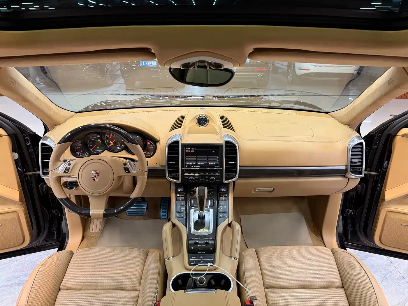 Porsche Cayenne 2011 Cayenne Turbo 4.8T фото 14