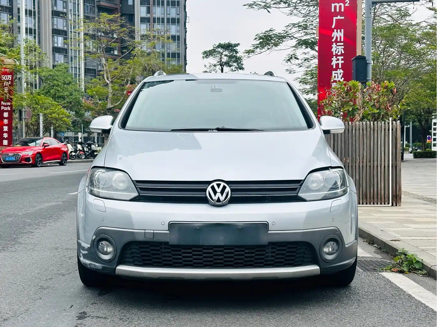 Volkswagen Golf (Import) 2011 1.4TSI Cross Golf фото 2