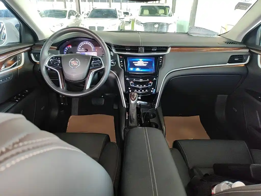 Photo 10 - Cadillac XTS