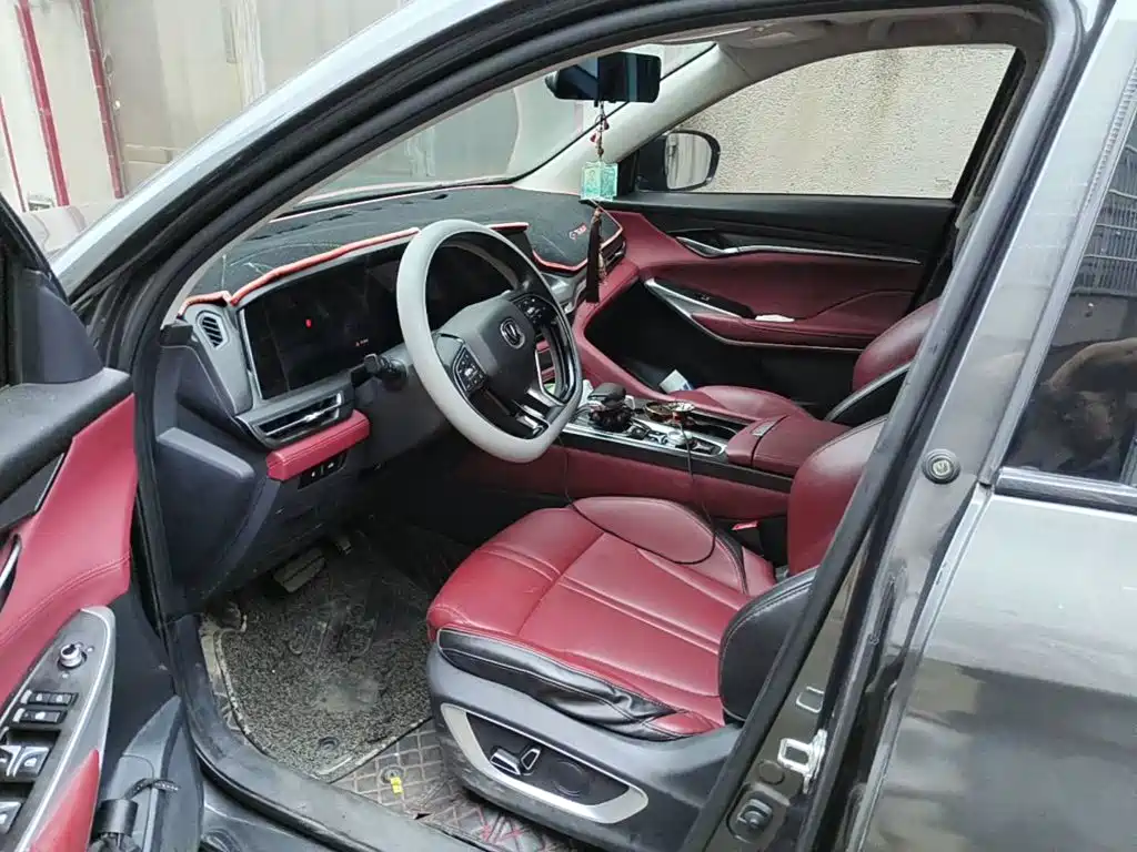 Фото 8 - Changan CS75 PLUS