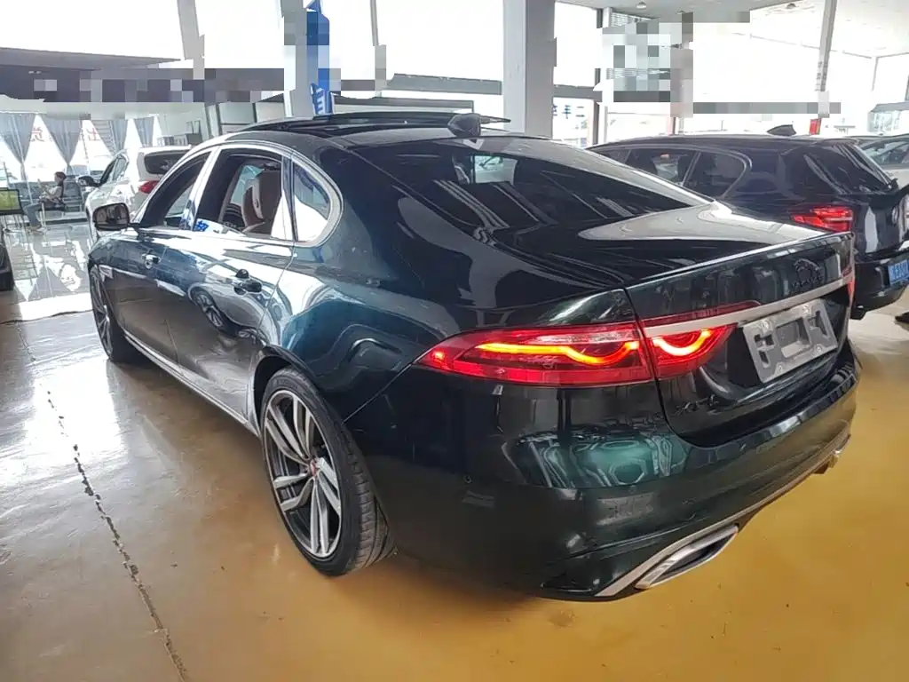 Jaguar XFL 2024 2023 XFL 2.0T P250 2WD Premium Luxury Gilded Edition