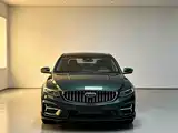Фото 2 - Geely Preface