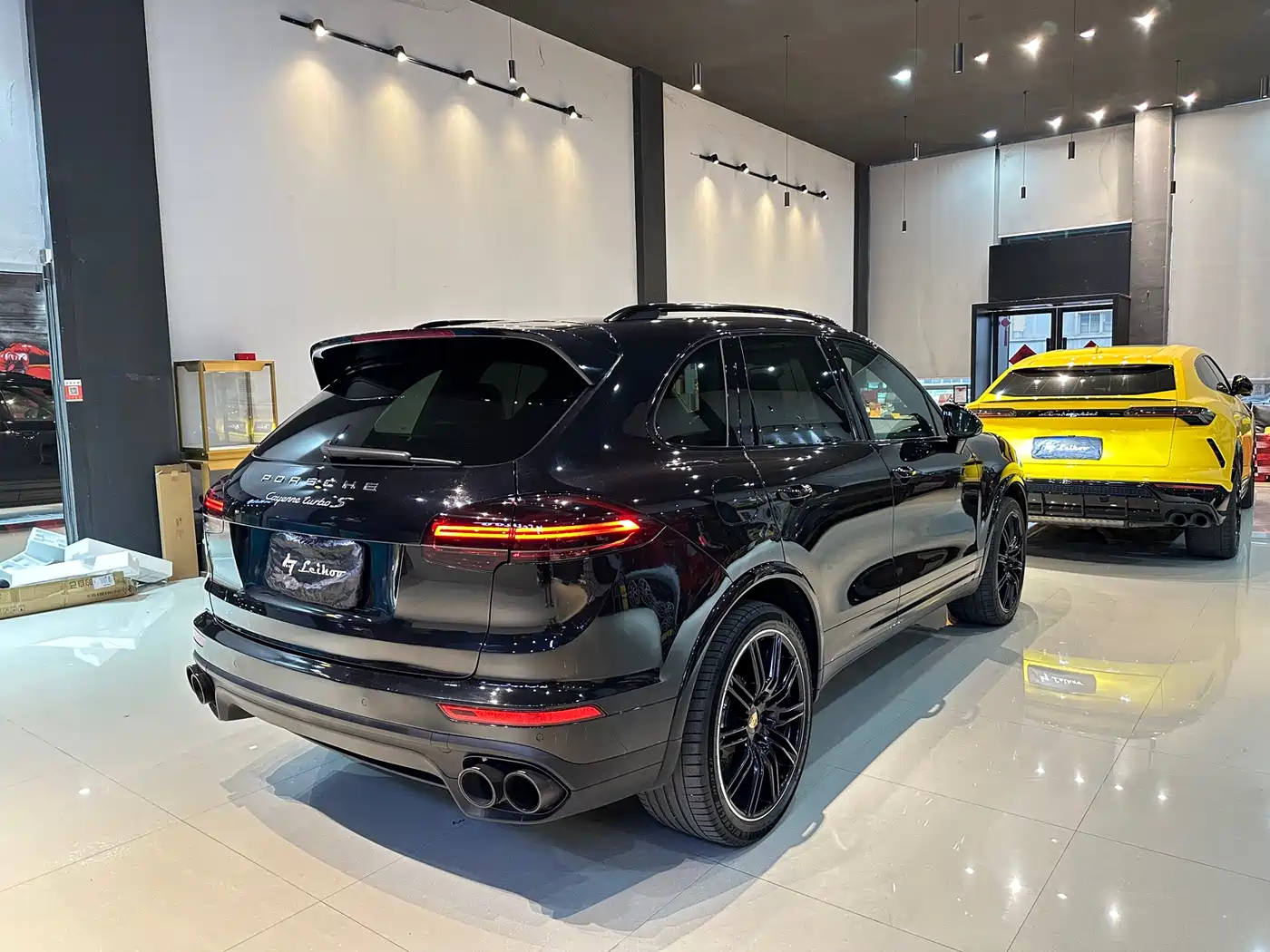 Porsche Cayenne 2016 Cayenne Turbo S 4.8T фото 7