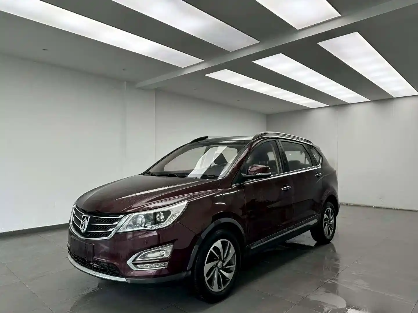 Фото 1 - Baojun 560