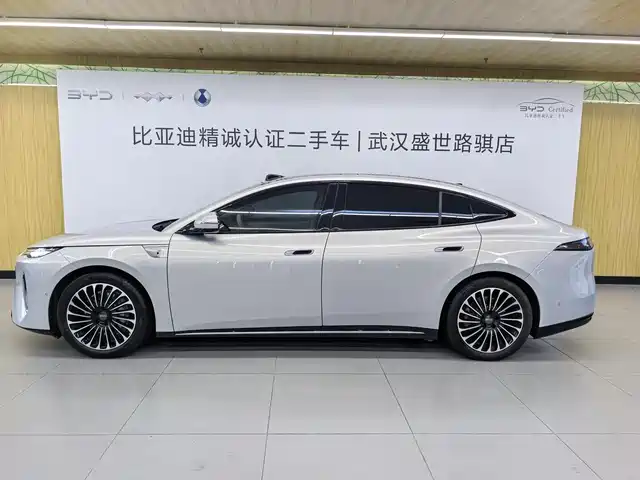 BYD Seal 08, фото 2