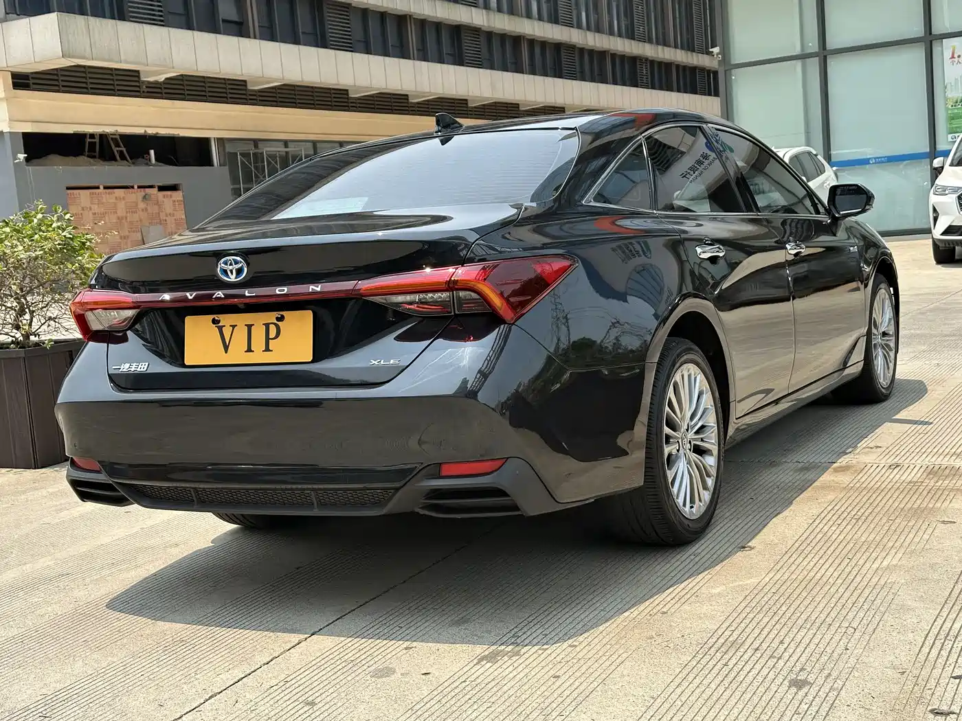 Toyota Avalon 2019 Hybrid 2.5L XLE Premium Edition China VI фото 9