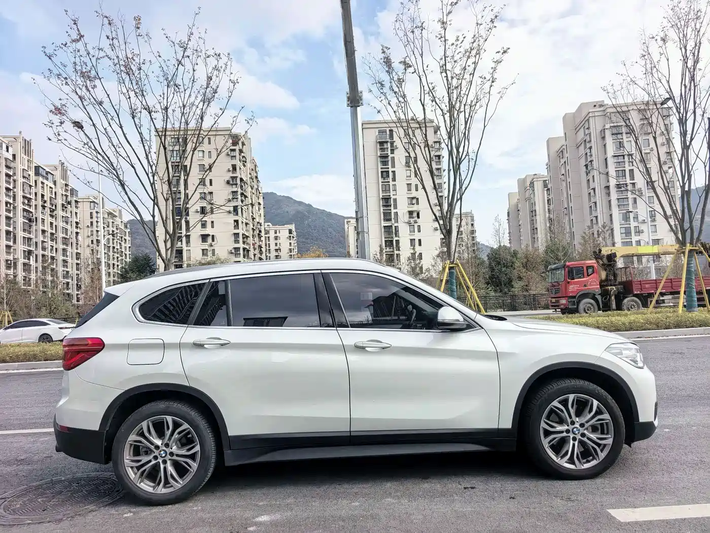 BMW X1 2019 sDrive20Li Leading Model фото 13