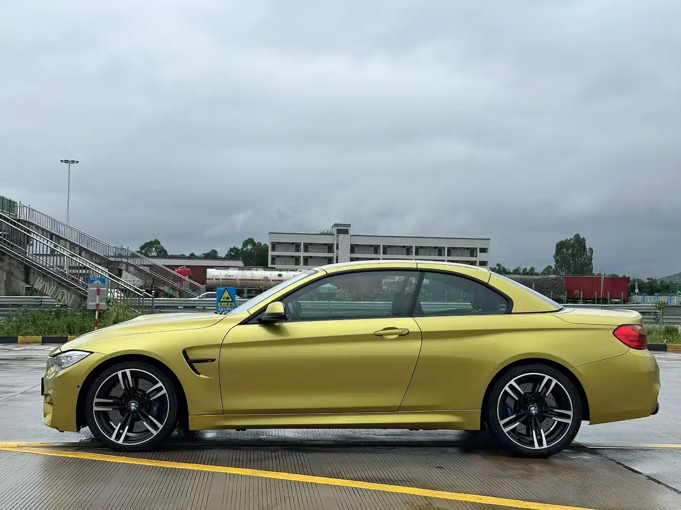 BMW M4 2016 2014 M4 Convertible Coupe