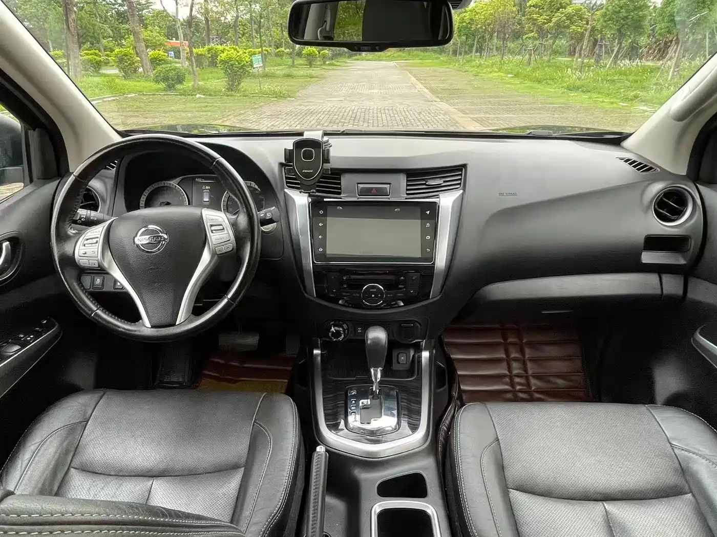 Nissan Terra 2020 2.5L XV 4WD Automatic Flagship Edition фото 16
