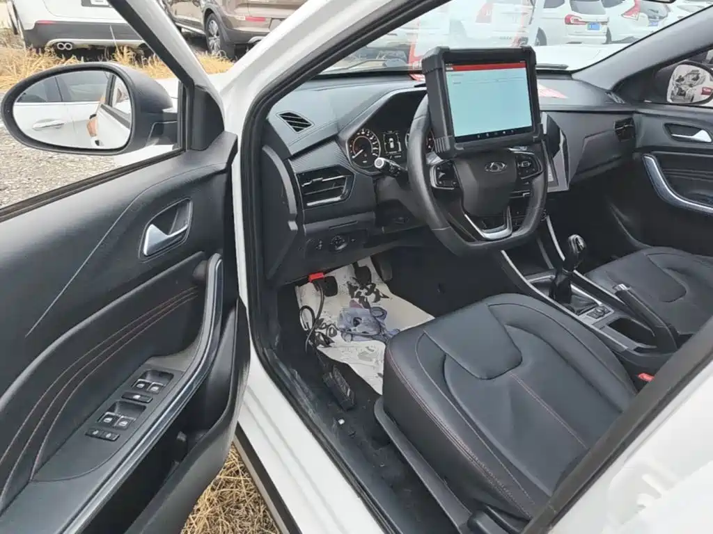 Chery Tiggo 3x 2021 2021 Diamond Edition 1.5L Manual 2-Carat