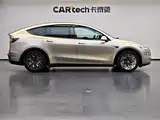 Photo 4 - Tesla Model Y L
